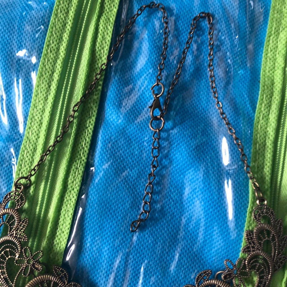 Necklace. - Picture 3 of 4